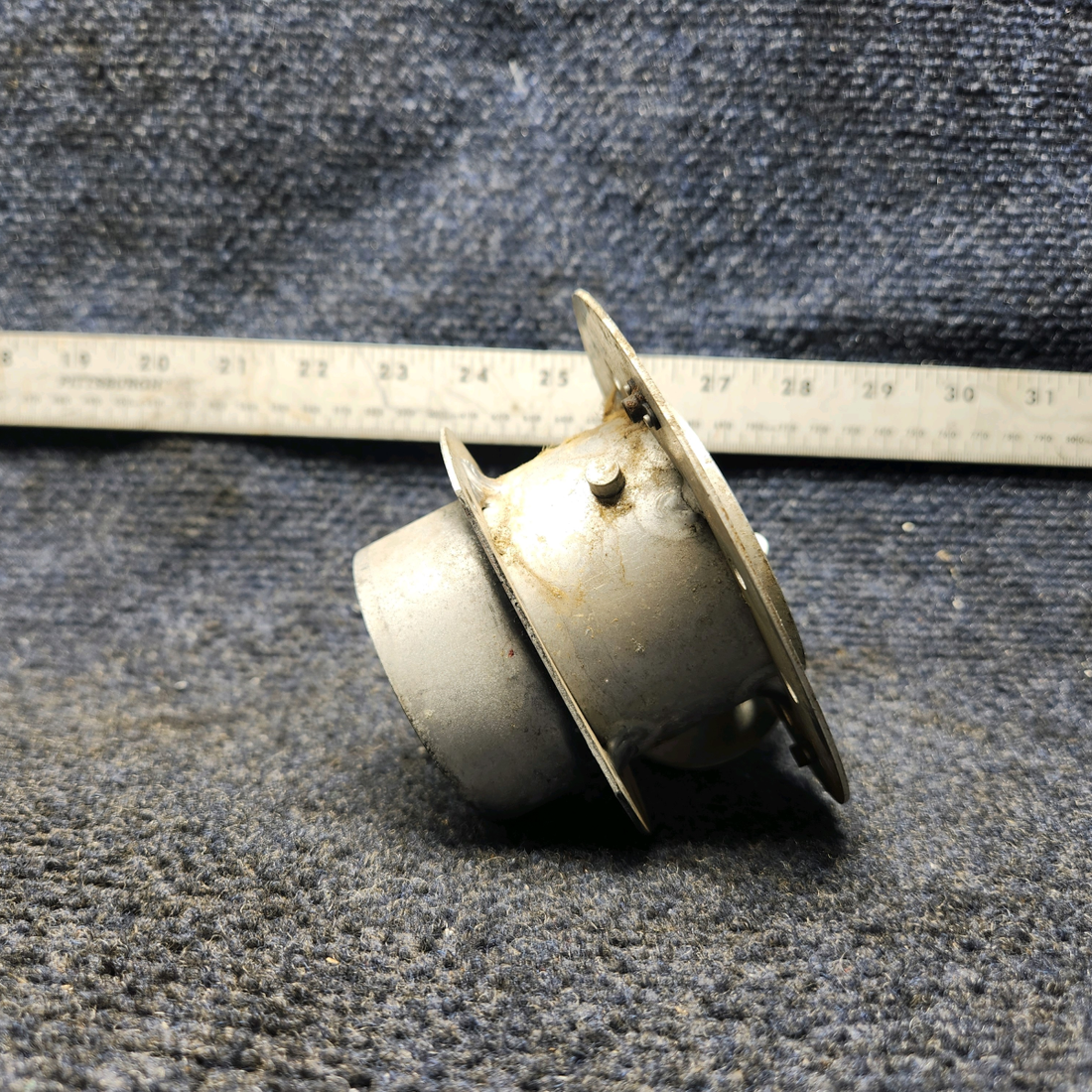 Used aircraft parts for sale, 68556-001 Piper PA28-140 Air Vent Assembly Aft RH