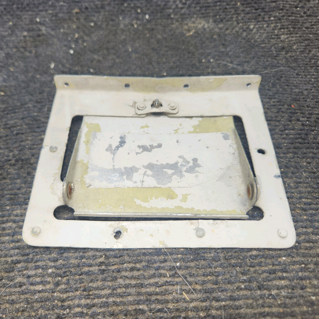Used aircraft parts for sale, 0552161-2 cessna 172N External Power Plug Door Doubler
