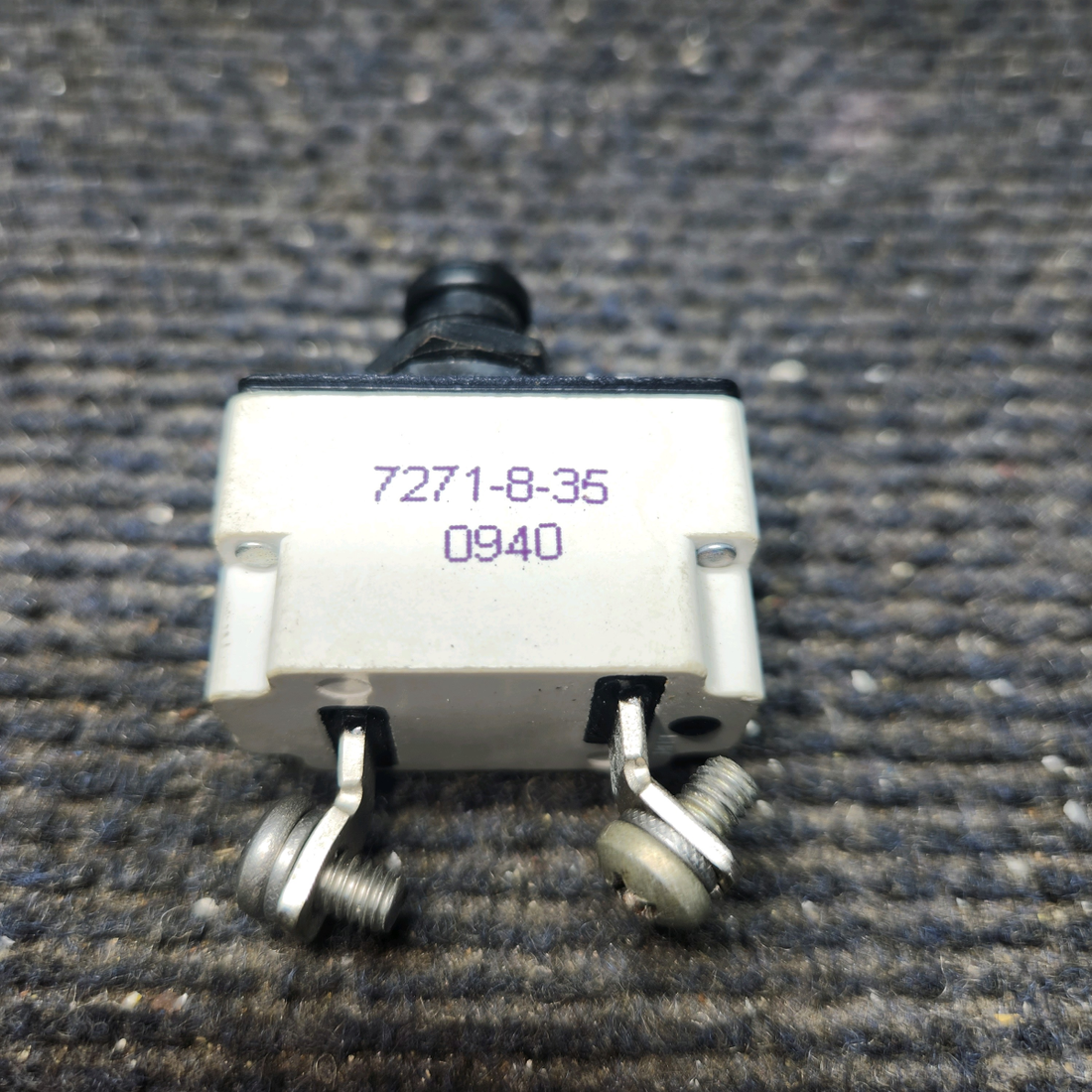 Used aircraft parts for sale, 7271-8-35 Klixon 7271 Cessna 172E Circuit Breaker 35 AMP