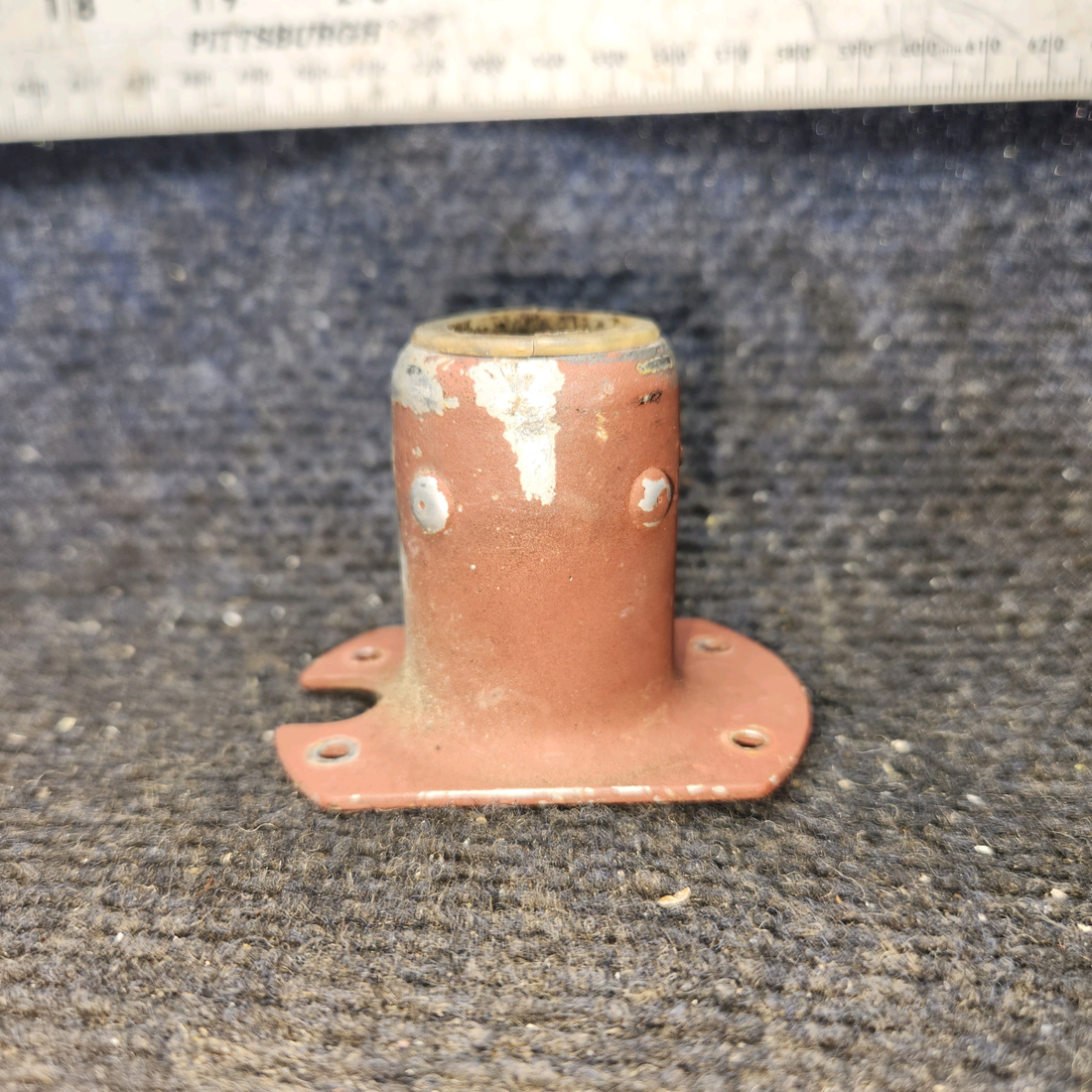 Used aircraft parts for sale, 0513311-1 Cessna 172F Control Tube Support LH