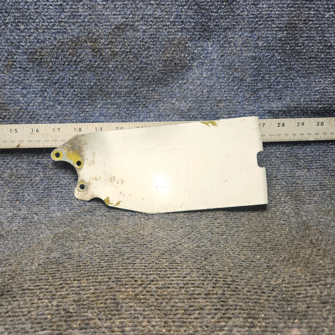 Used aircraft parts for sale, 37880-002 Piper PA28-161 Wheel Pant Bracket -LH