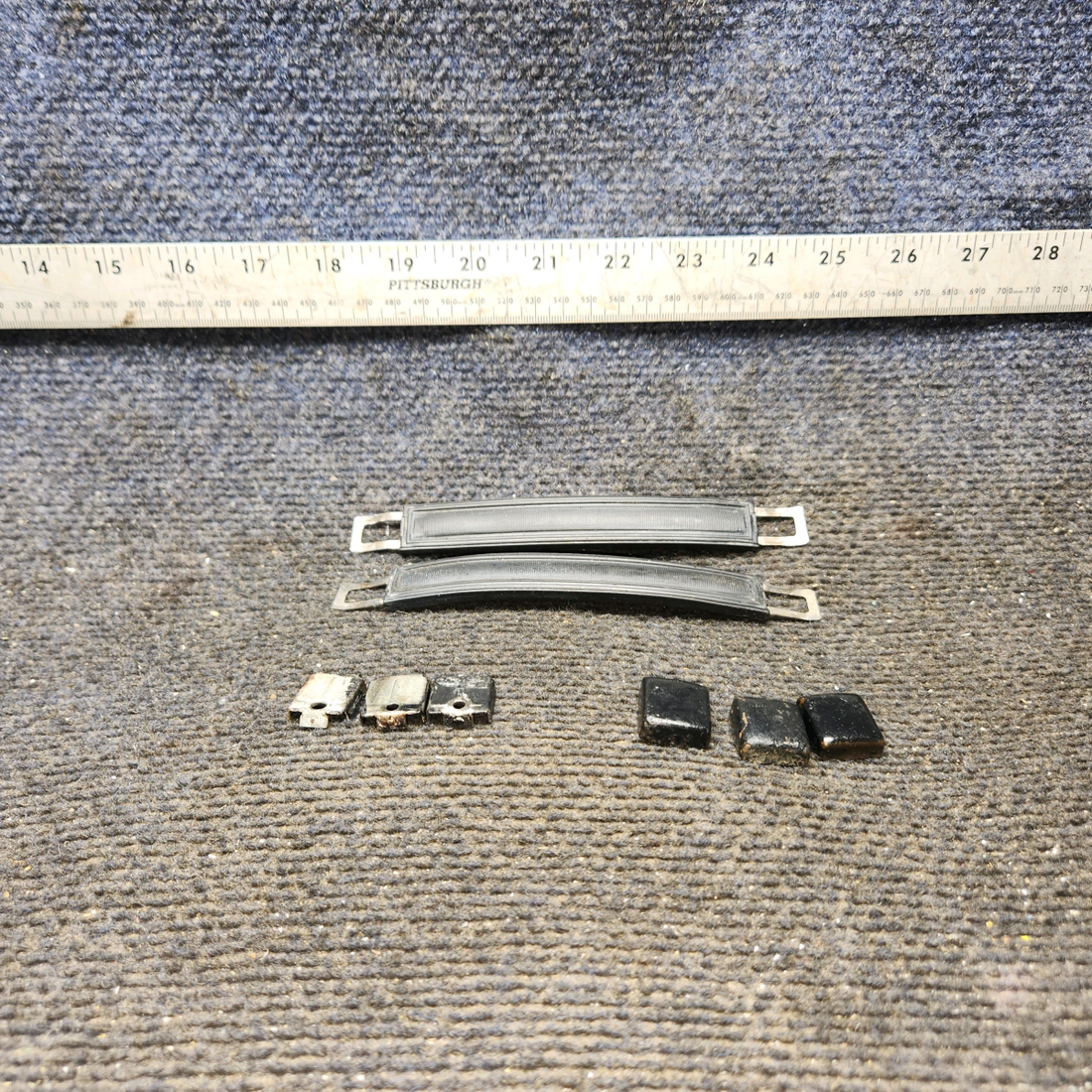Used aircraft parts for sale, S1685-1 cessna 150G Handle Assembly