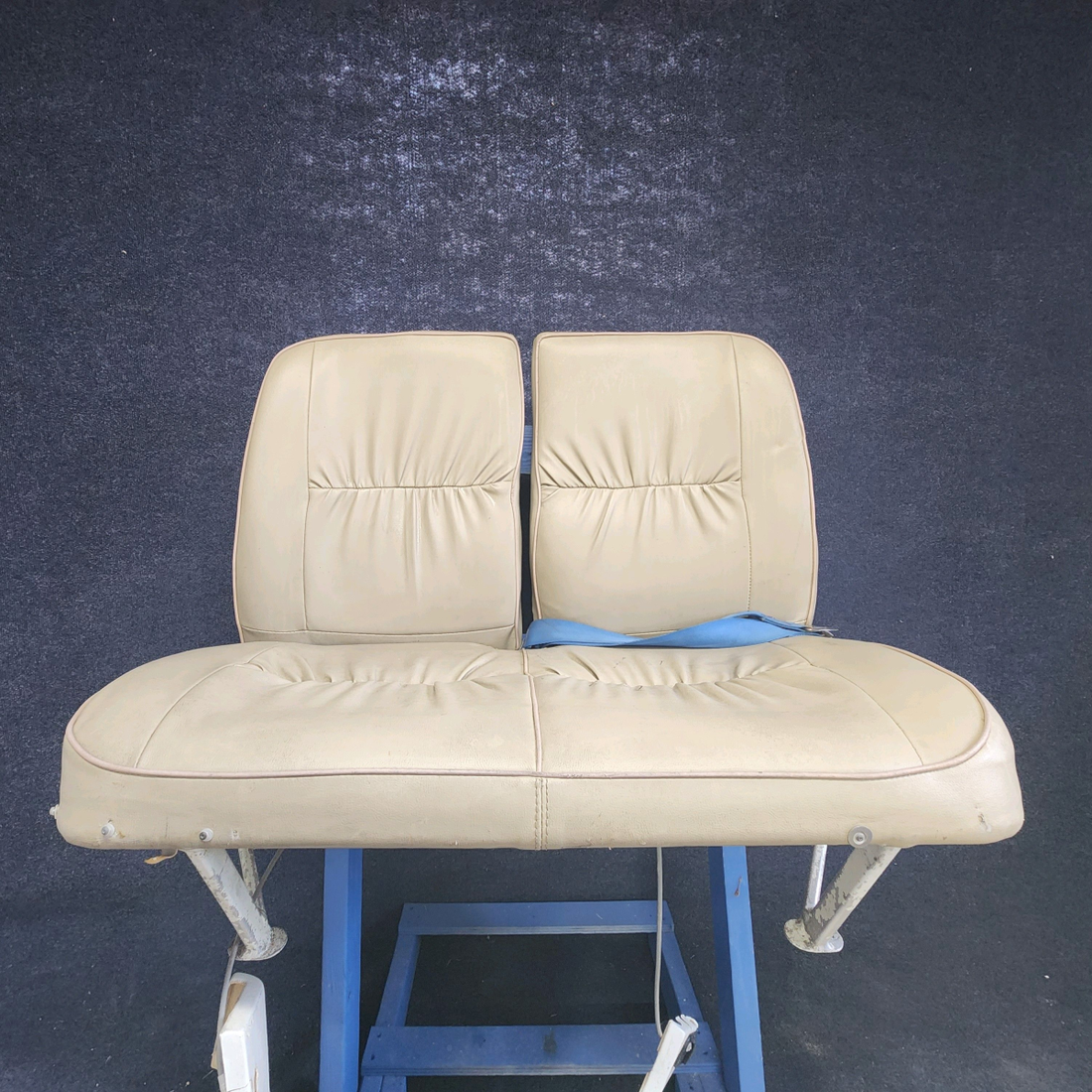 Used aircraft parts for sale, 0514170-3 CESSNA C172RG SPLIT BACK BENCH SEAT ASSEMBLY SEE PHOTOS FOR DETAILS