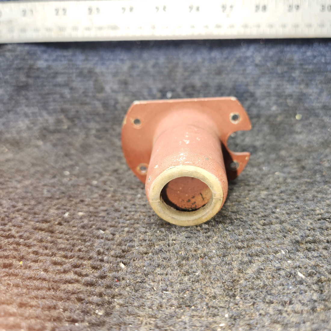 Used aircraft parts for sale, 0513311-2 Cessna 172F Control Tube Support RH