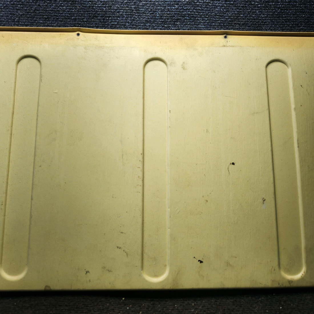 Used aircraft parts for sale, 0400129-57 cessna 150G Baggage Compartment Aft Panel