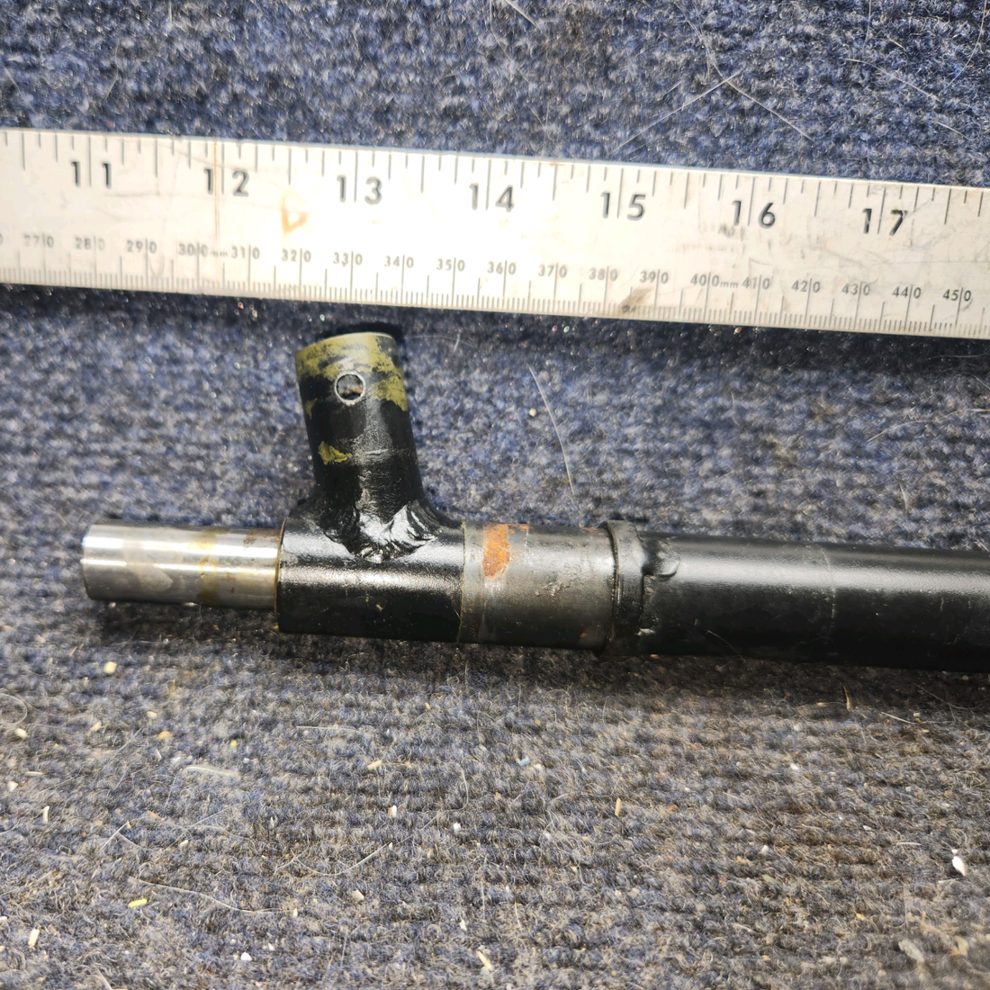 Used aircraft parts for sale, 0411306-14 cessna 172N Weld Assembly