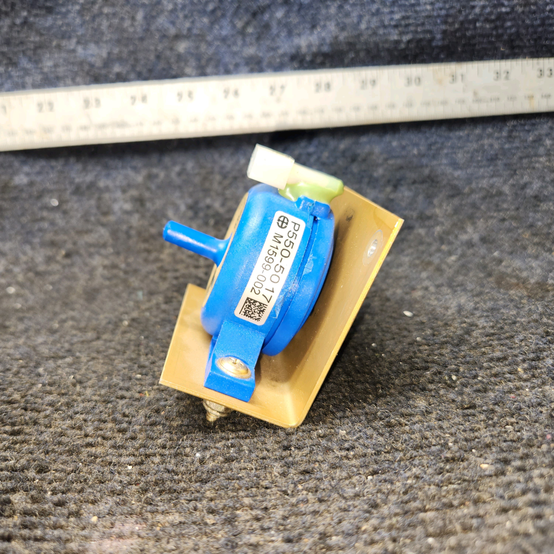 Used aircraft parts for sale, P550-5017 S-Tec Cessna 182G Altitude Sensor