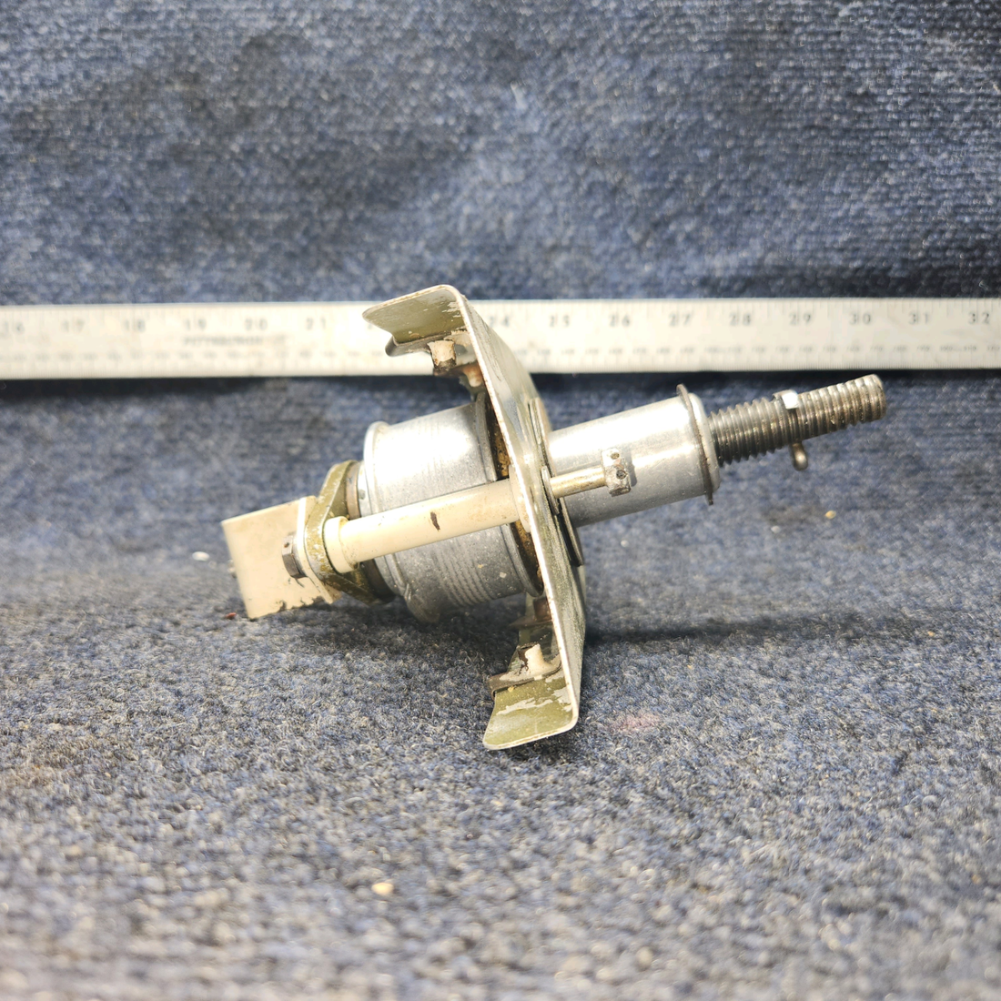 Used aircraft parts for sale, 78925-003 Piper PA28RT-200 Stabilator Trim Barrel