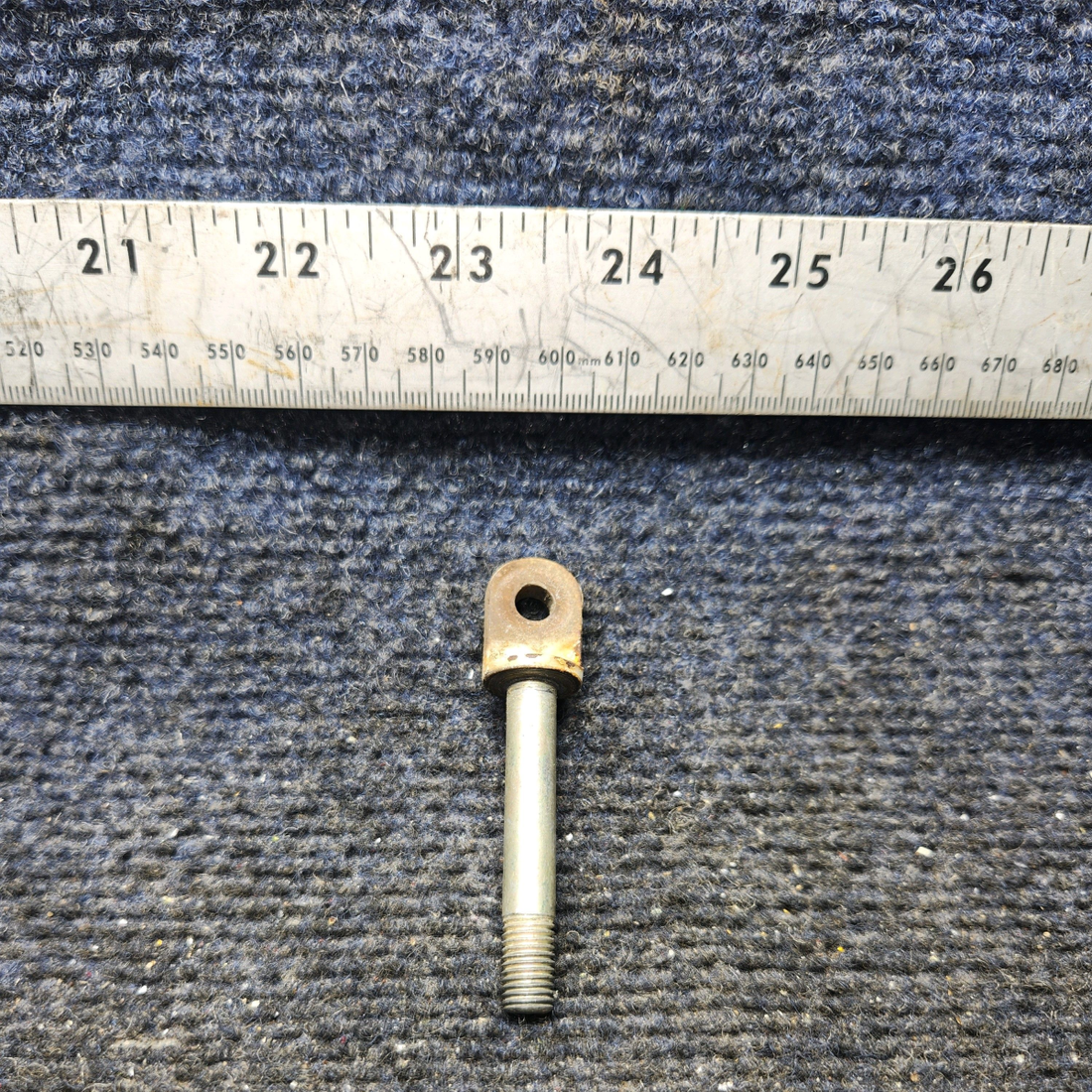 Used aircraft parts for sale, 402-057 Piper PA28 Door Cabin Attach Bolt Set 2