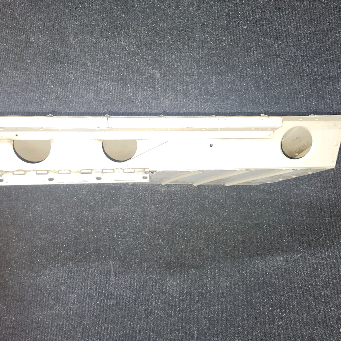 Used aircraft parts for sale, 0523800-1 Cessna 172E Aileron Assembly - RH