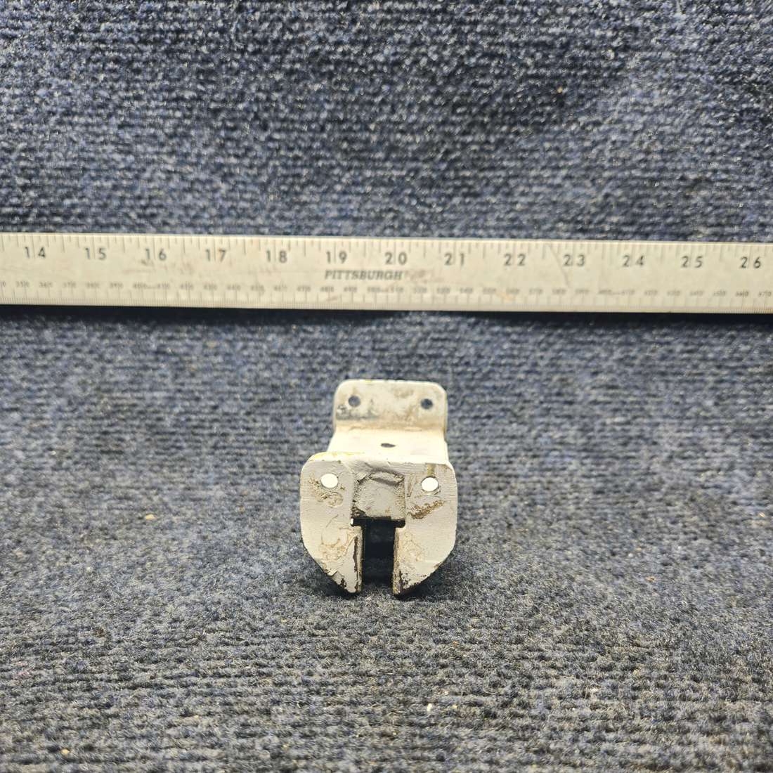 Used aircraft parts for sale, 35-135025-36 Beechcraft F33A AILERON HINGE INBOARD LH OR RH