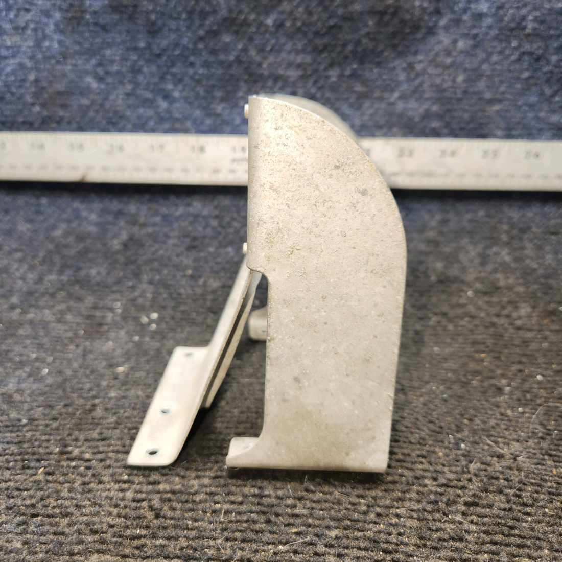 Used aircraft parts for sale, 0553005-5 cessna 172N Ground Power Mount Bracket Assembly