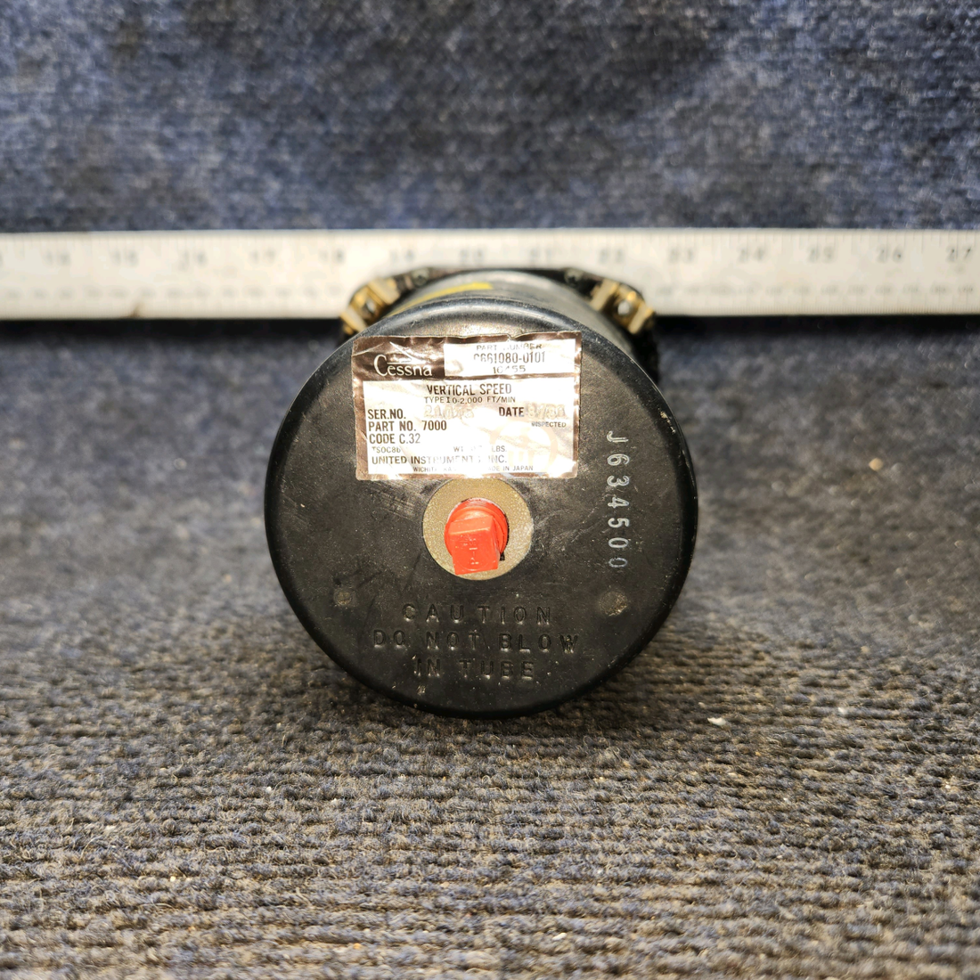 Used aircraft parts for sale, C661080-0101 United Instruments Cessna 172 Vertical Speed Indicator