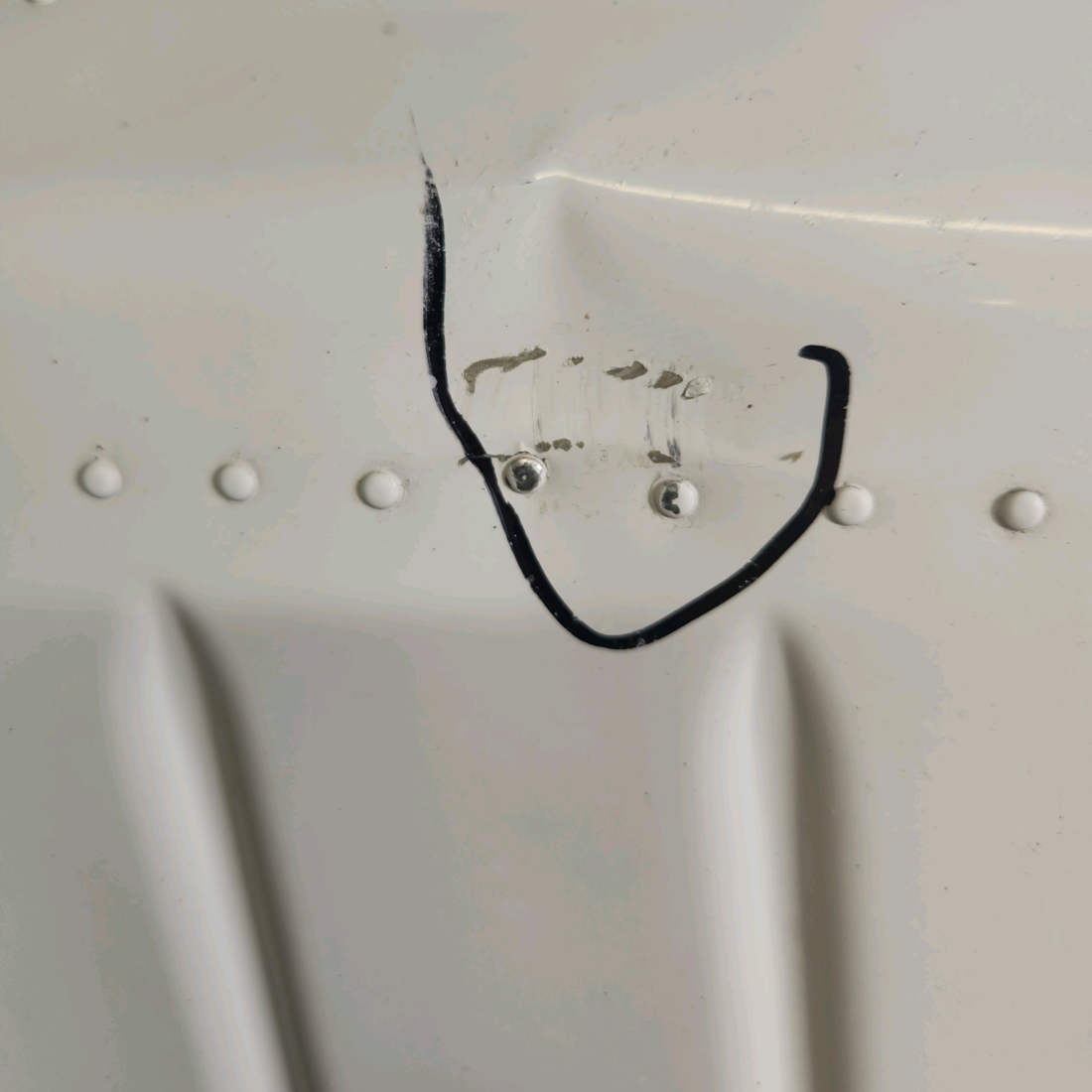 Used aircraft parts for sale, 33-130000 Beechcraft F33A AILERON ASSEMBLY LH HAS A DENTS -SEE PHOTOS