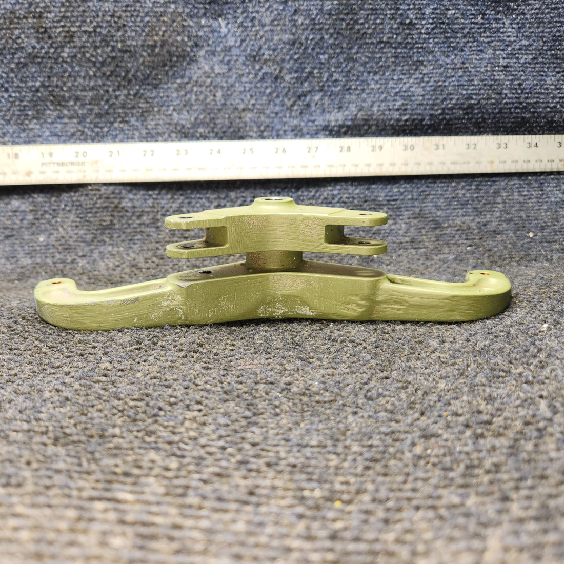 Used aircraft parts for sale, 169-524020-3 Beechcraft C23 SUNDOWNER Aileron Control Arm - LH or RH