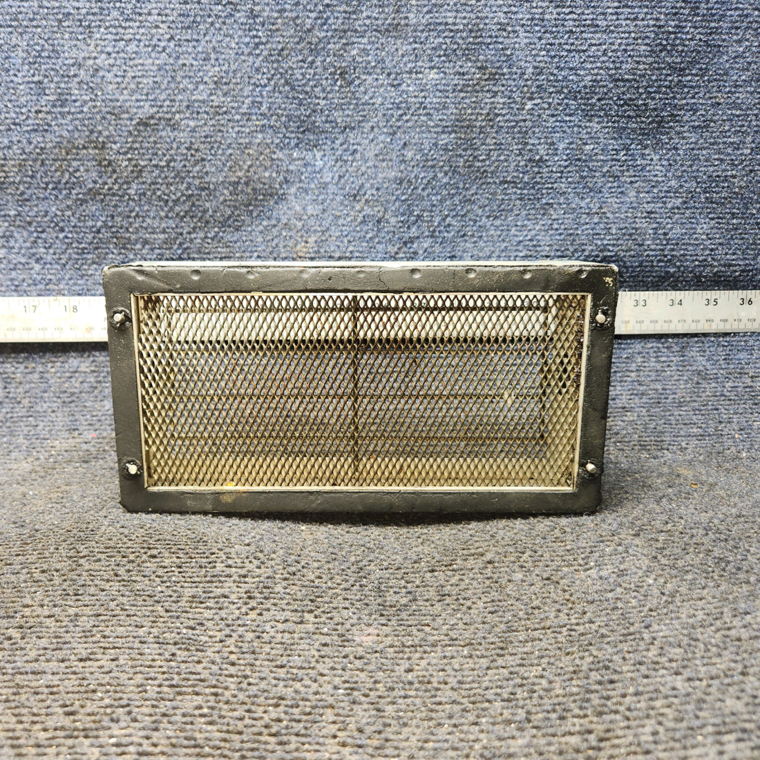 Used aircraft parts for sale, BA7110 BEECHCRAFT F35 Brackett Air Filter Assembly