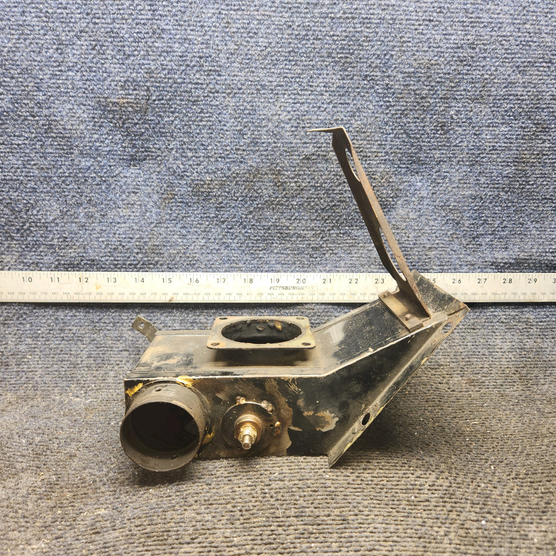 Used aircraft parts for sale, 641534 cessna 150G Carburetor Heat Airbox