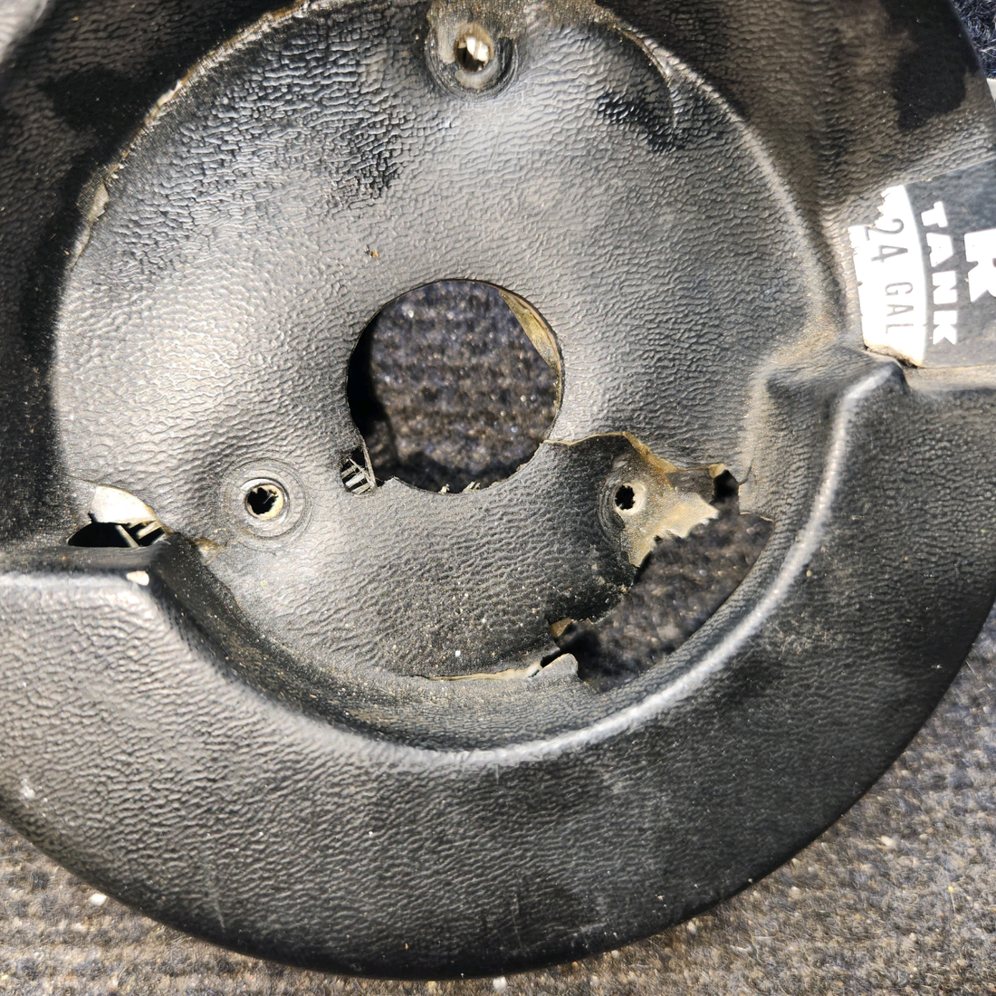 Used aircraft parts for sale, 99635-009 piper PA-28-181 Fuel Selector Cover Assembly