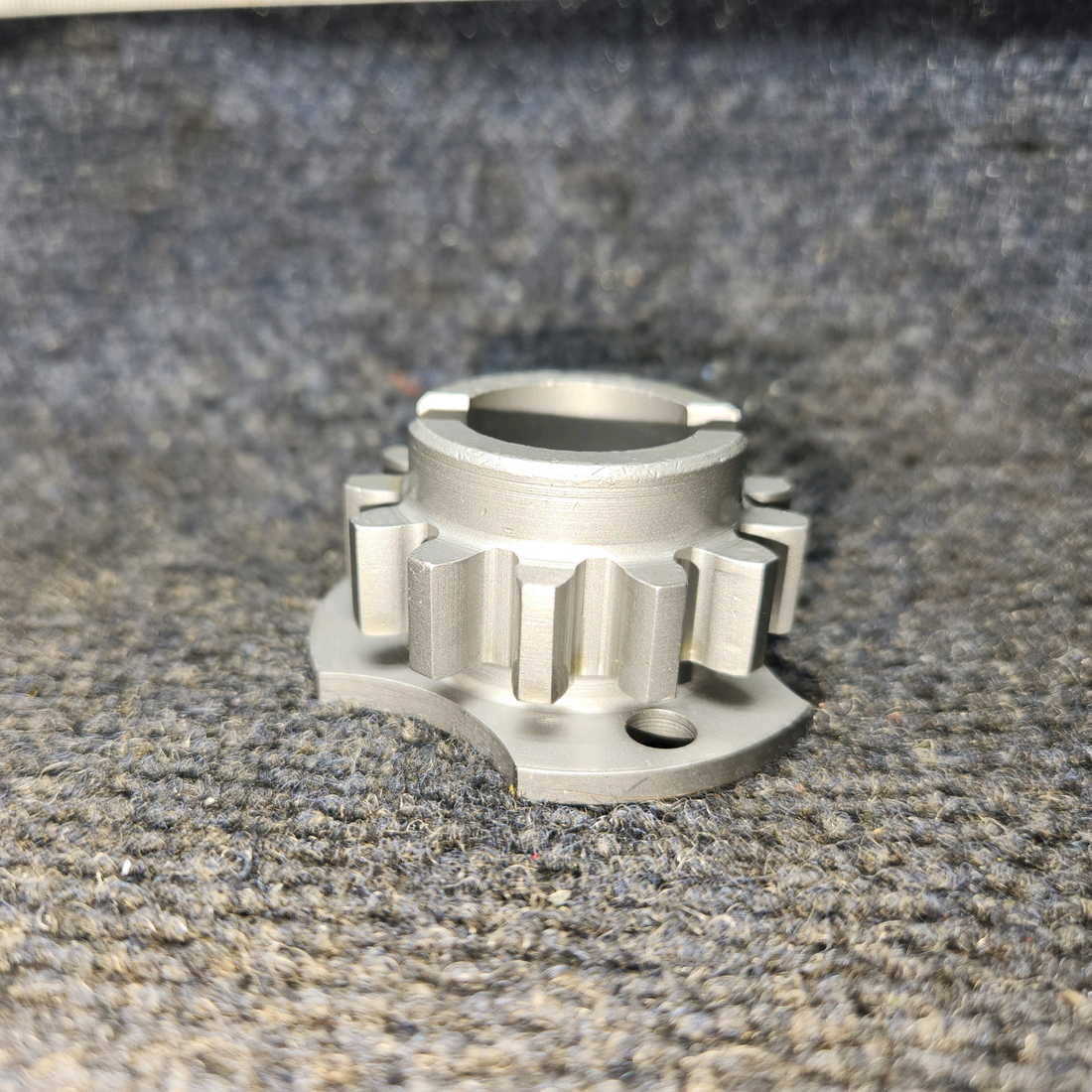 Used aircraft parts for sale, 61155 Lycoming O-320 Piper PA28-140 Crankshaft Gear with 8130-1