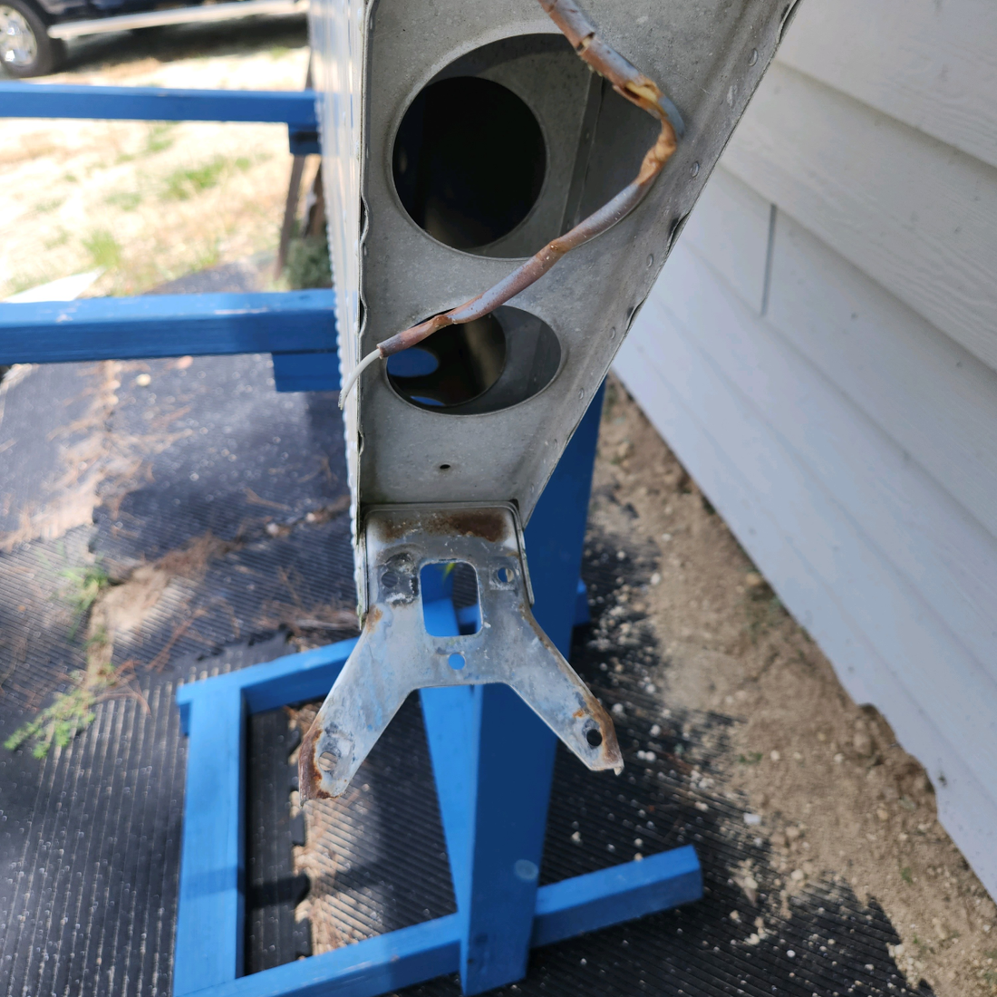 Used aircraft parts for sale, 0531006-203 cessna 172N Vertical Fin Assembly