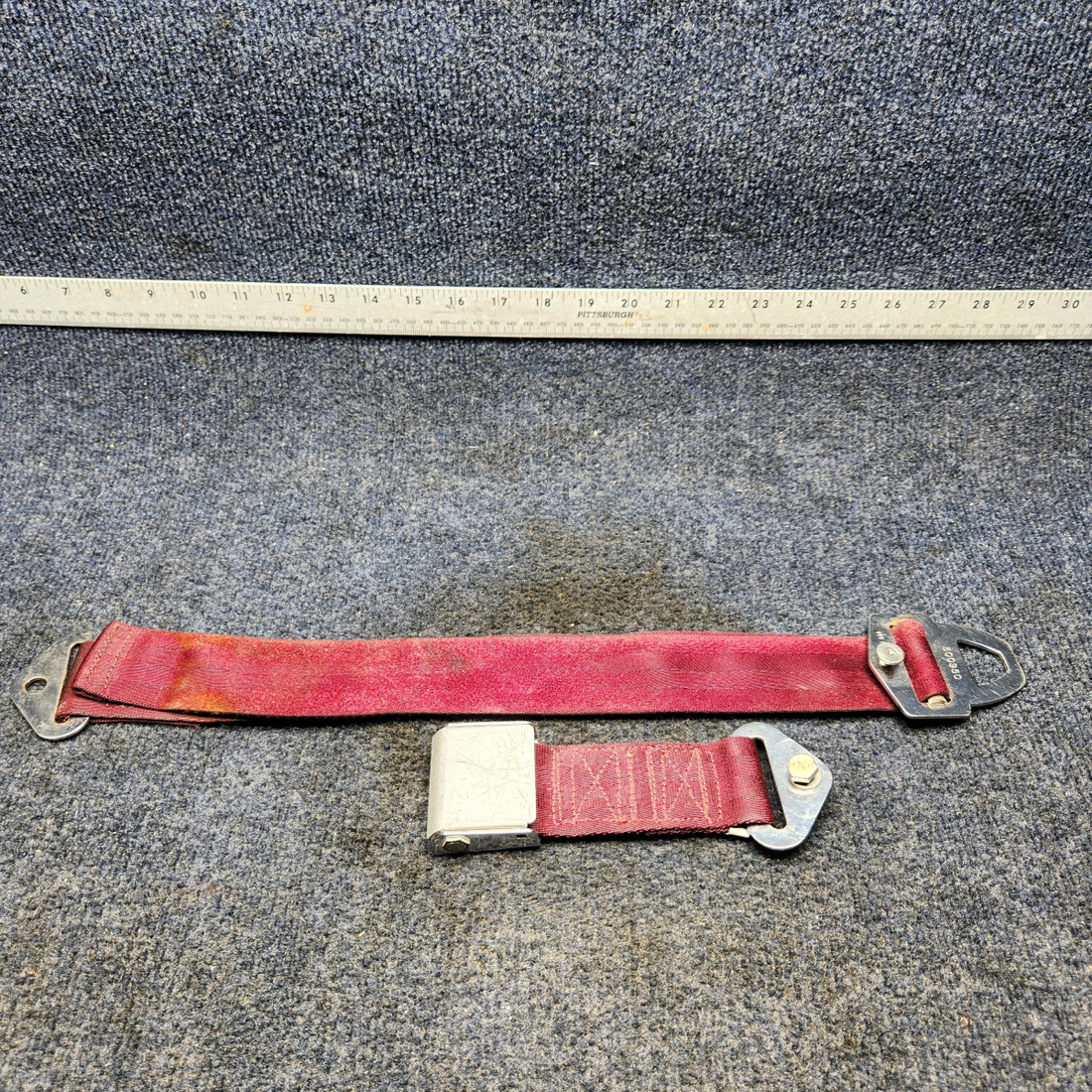 Used aircraft parts for sale, PS50039-4-3A Piper PA32RT-300 SEAT BELT ASSY CENTER