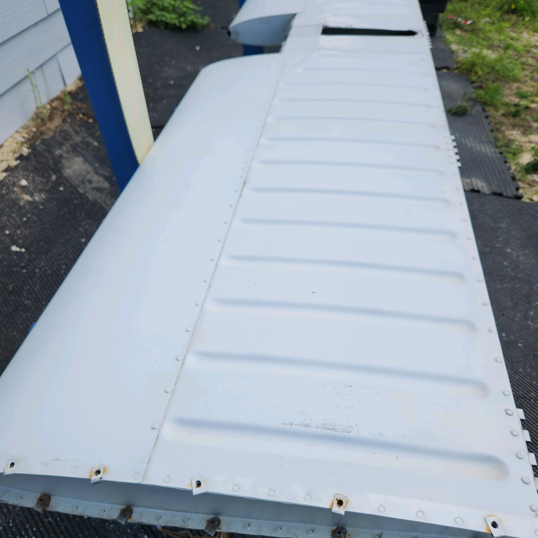Used aircraft parts for sale, 38400-003 Piper PA32RT-300 HORIZONTAL STABILATOR ASSEMBLY SEE PHOTOS