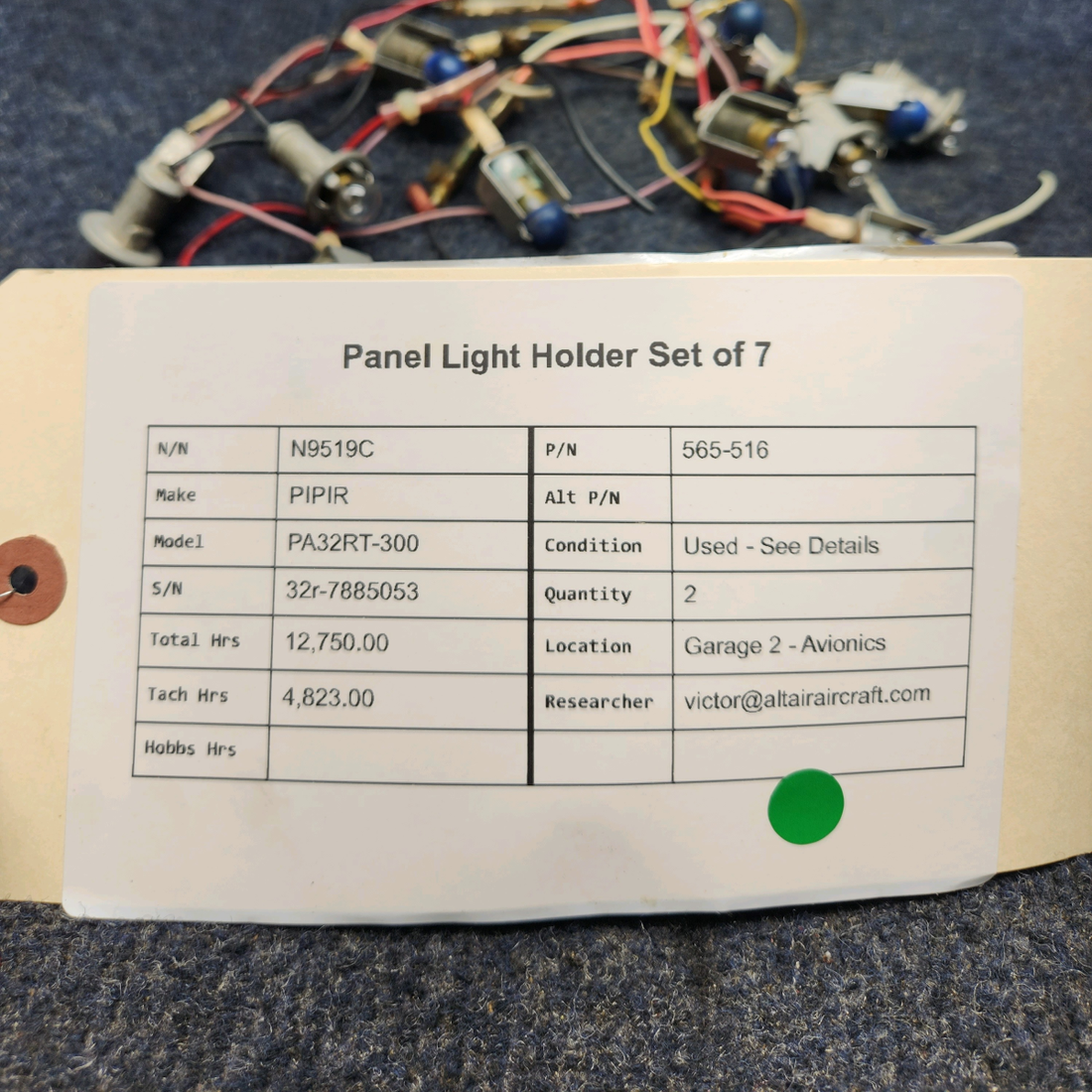Used aircraft parts for sale, 565-516 PIPIR PA32RT-300 PANEL LIGHT HOLDER SET OF 7