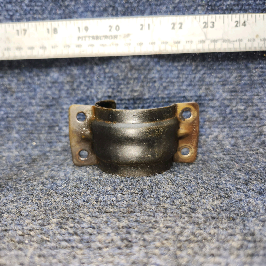 Used aircraft parts for sale, 0750161-25 CESSNA 172K EXHAUST CLAMP WITH SUPPORT "PRICE PER EACH"