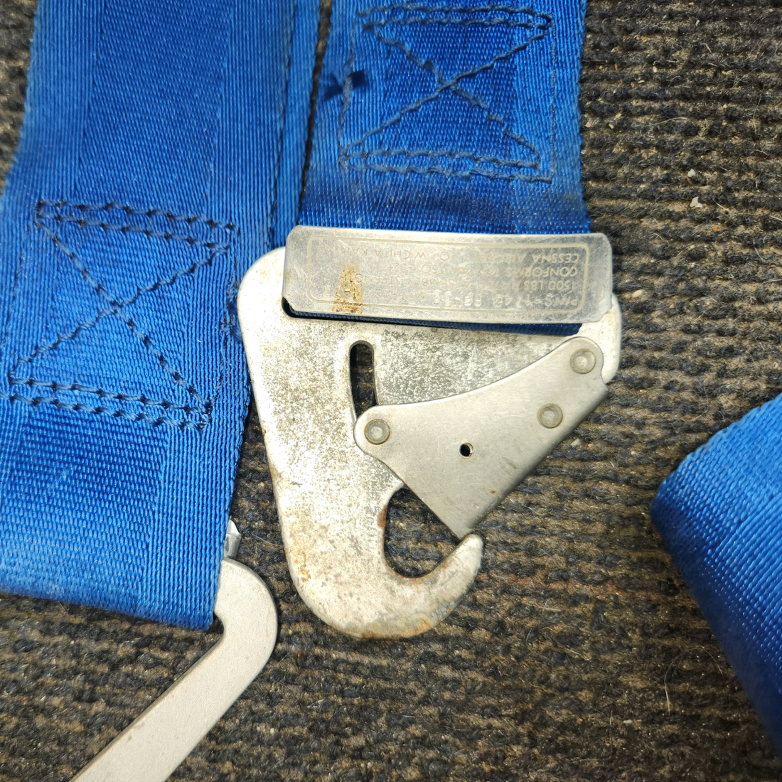 Used aircraft parts for sale, 2-846-745 American Safety cessna 172N Seat Belt Assembly Set with Anchors – Blue