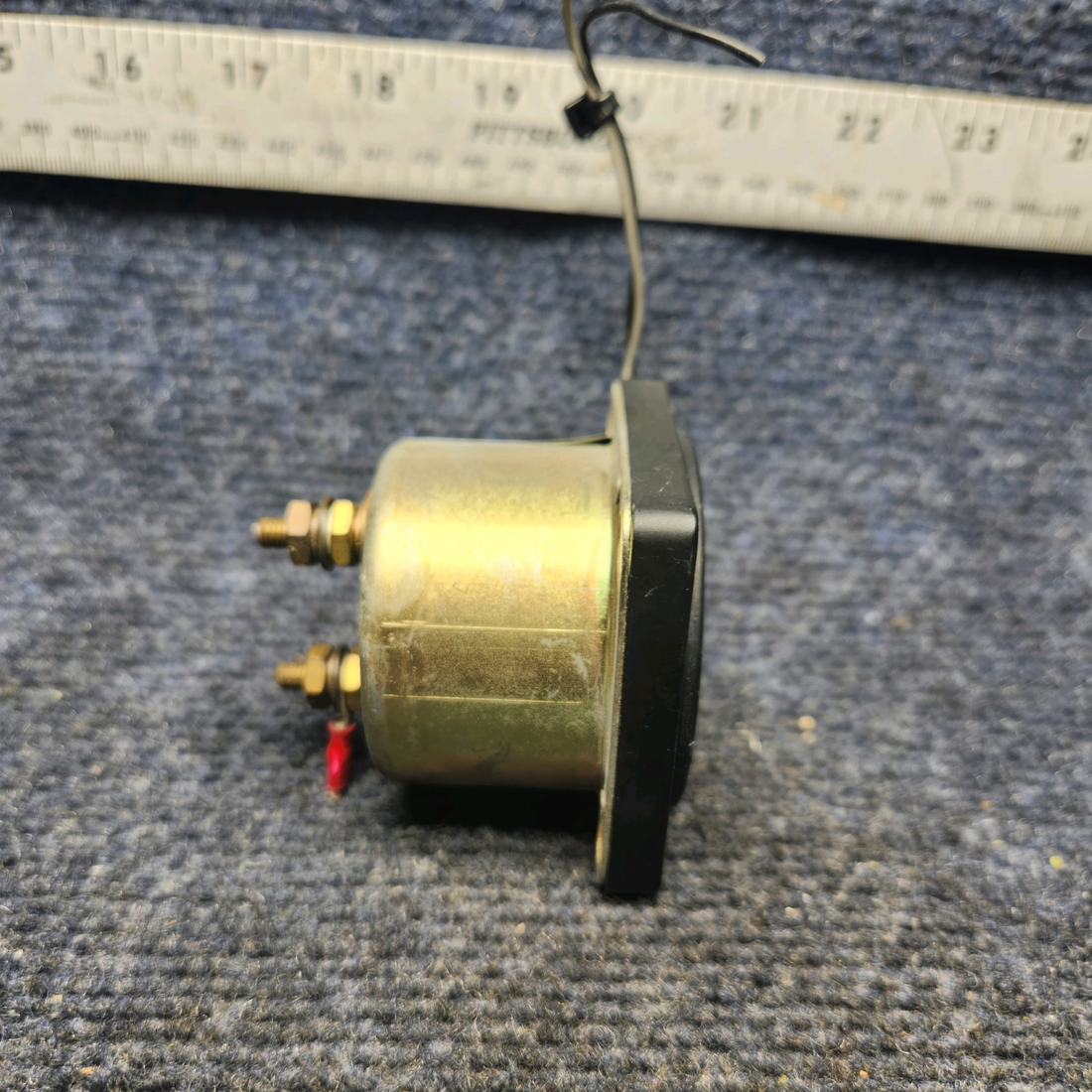 Used aircraft parts for sale, 58-380051-19 Beechcraft F33A HICKOK FUEL QUANTITY INDICATOR