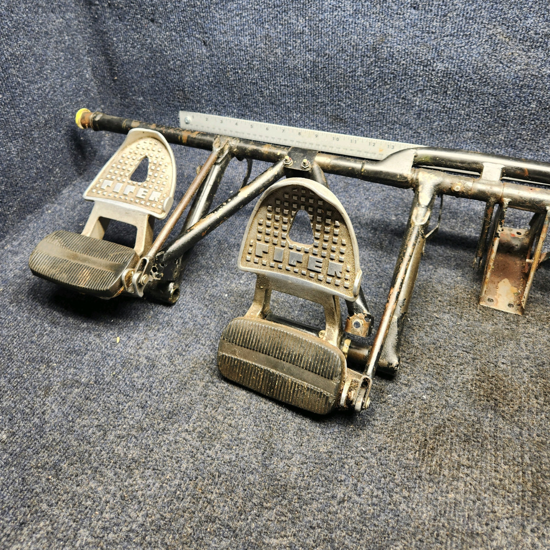 Used aircraft parts for sale, 63464-005 Piper PA32RT-300 RUDDER PEDAL BAR ASSEMBLY NO MASTER CYLINDER INCLUDE