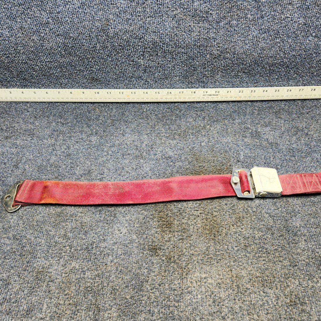 Used aircraft parts for sale, PS50039-4-3A Piper PA32RT-300 SEAT BELT ASSY CENTER