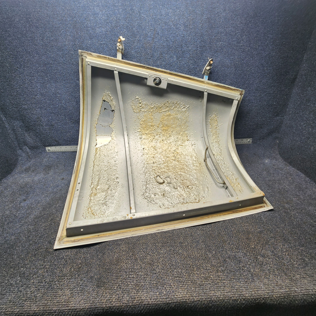 Used aircraft parts for sale, 95-410029-612 BEECHCRAFT 95-55B Nose Baggage Door Assembly