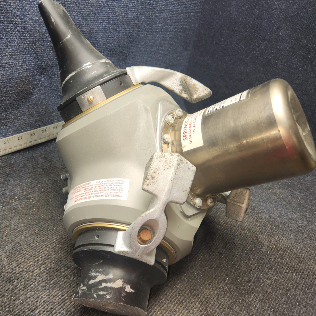 Used aircraft parts for sale, 3AF32C504-C McCauley BEECHCRAFT 95-55B Propeller Hub – Prop Strike, for Parts Only