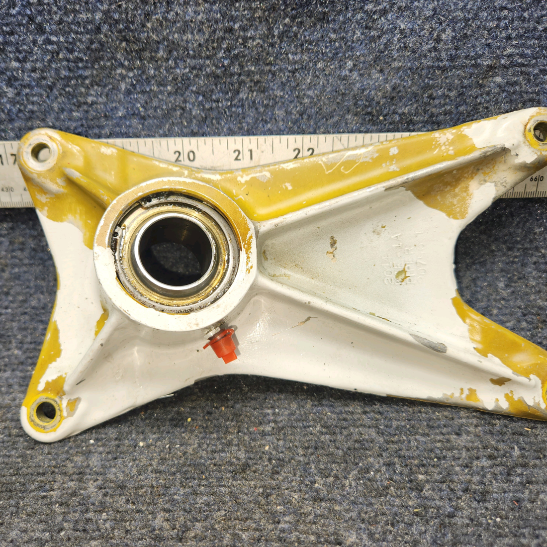 Used aircraft parts for sale, 20757-001 PIPER PA-24-250 Forward Main Gear Attach Fitting RH