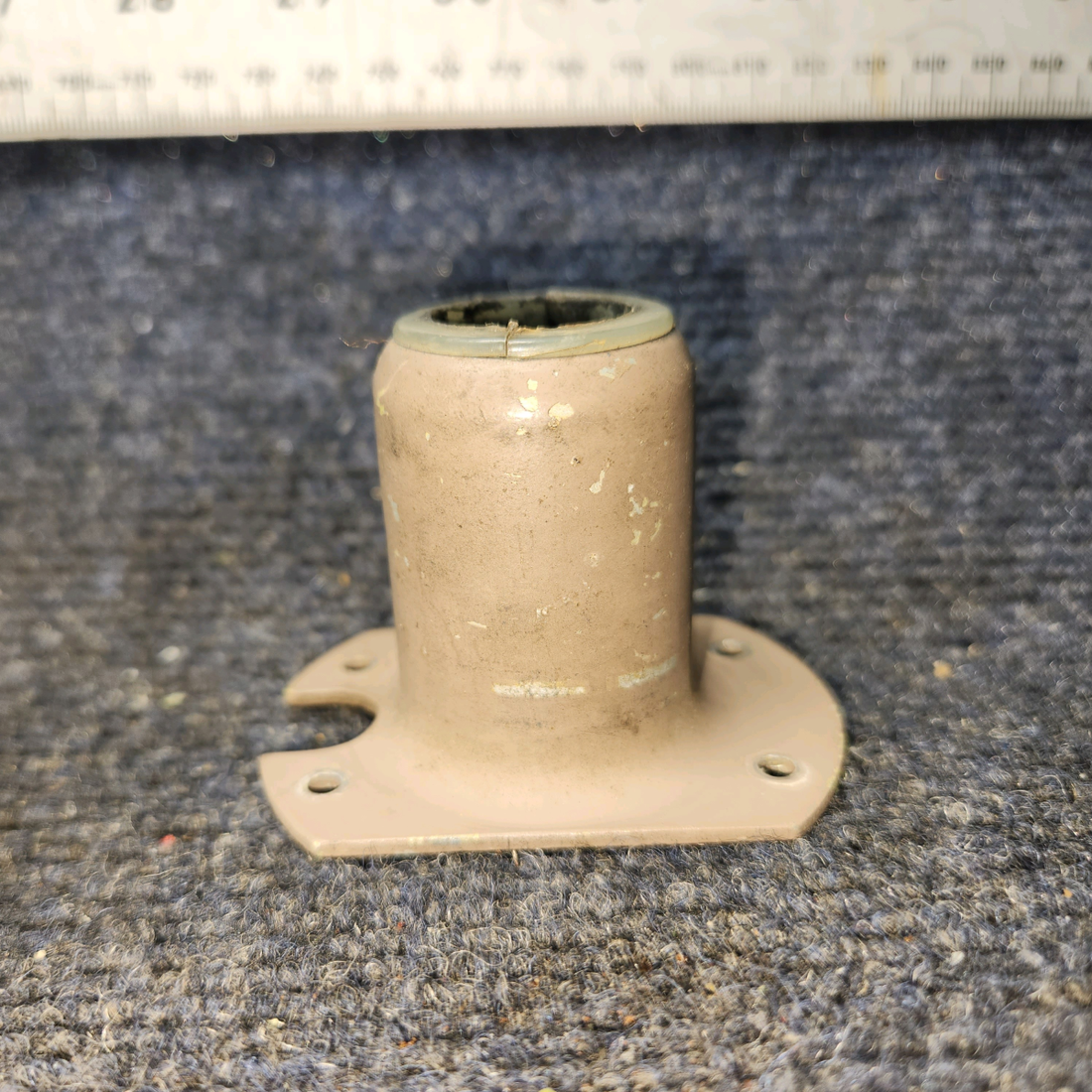 Used aircraft parts for sale, 0513311-2 Cessna 172E Control Support Assembly - RH