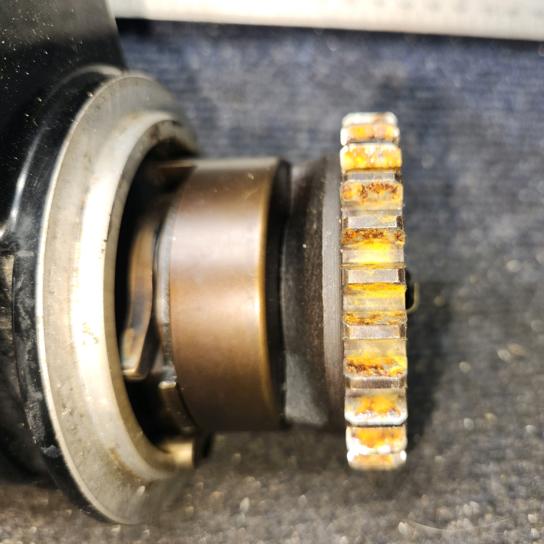 Used aircraft parts for sale, 4301 Champion Aerospace cessna 150G Slick Magneto with Gear