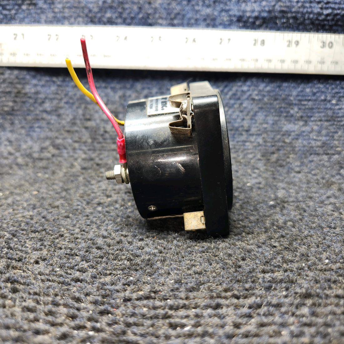 Used aircraft parts for sale, 202A-7A Alcor Piper PA28-161 Exhaust Gas Temperature Indicator