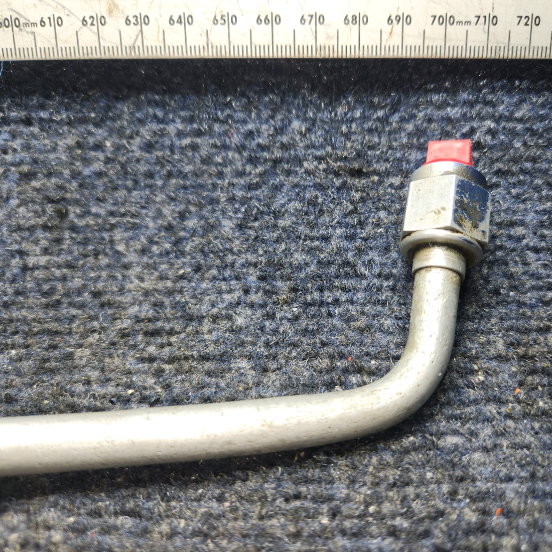 Used aircraft parts for sale, 68761 Lycoming Piper PA28-140 Oil Drain Tube for Cylinders