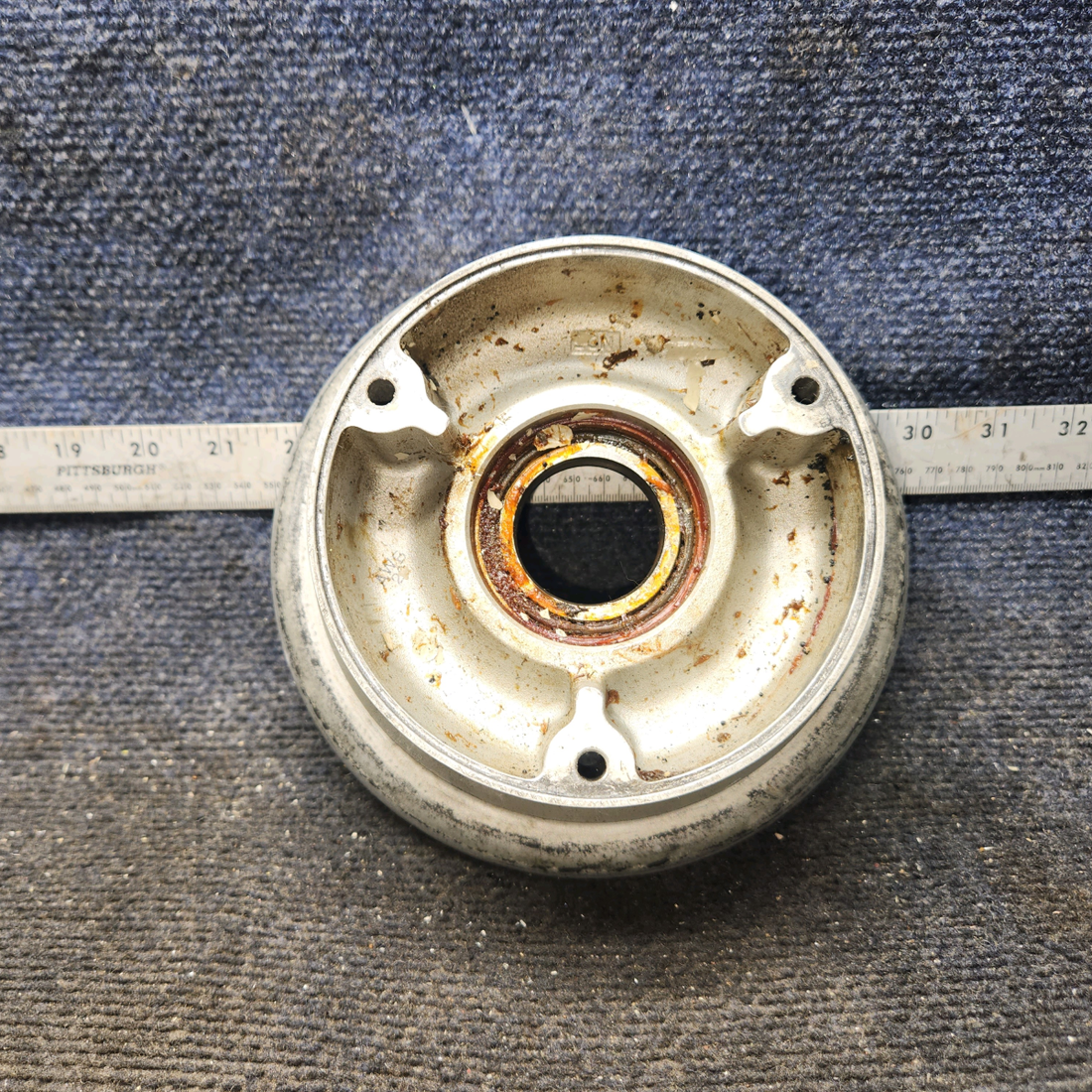 Used aircraft parts for sale, 162-04700 Cleveland Beechcraft C23 SUNDOWNER Outer Main Landing Gear Wheel Half (6.00-6)