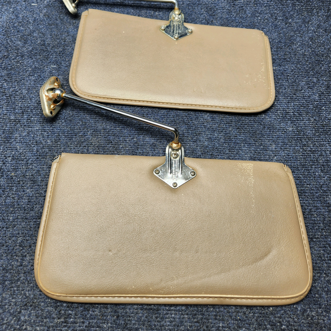 Used aircraft parts for sale, 169-380014 Beechcraft C23 SUNDOWNER SUN VISOR SET LH AND RH WITH MOUNTS