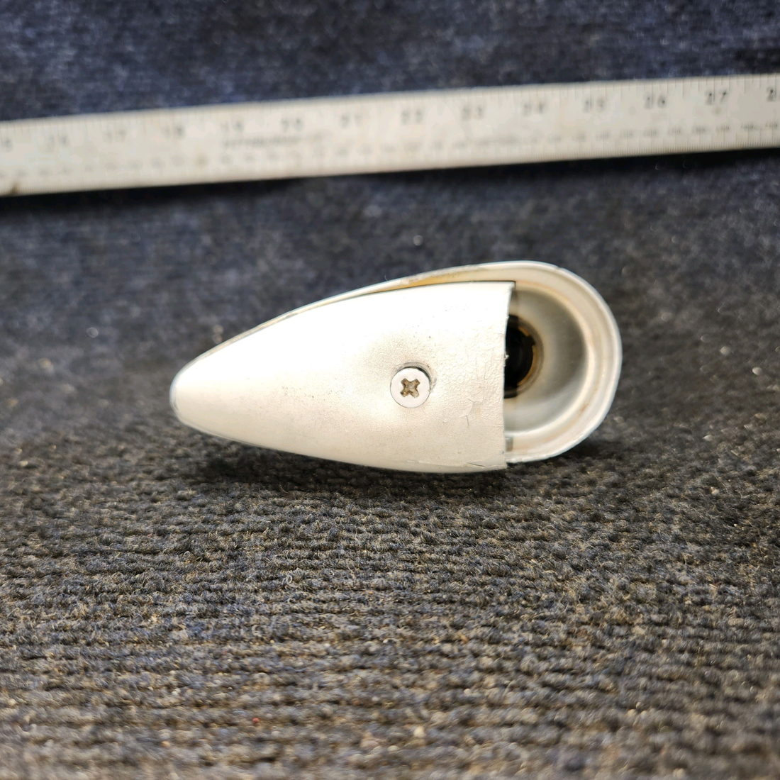 Used aircraft parts for sale, A-1285-R-12 Cessna 182G Navigation Light Assembly (14V)