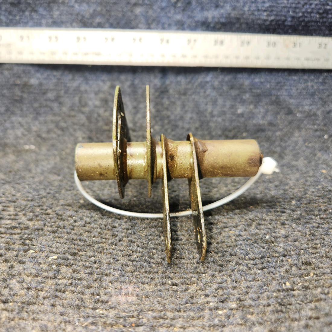 Used aircraft parts for sale, 0760611-2 Cessna 182G Aileron Bellcrank Assembly - RH