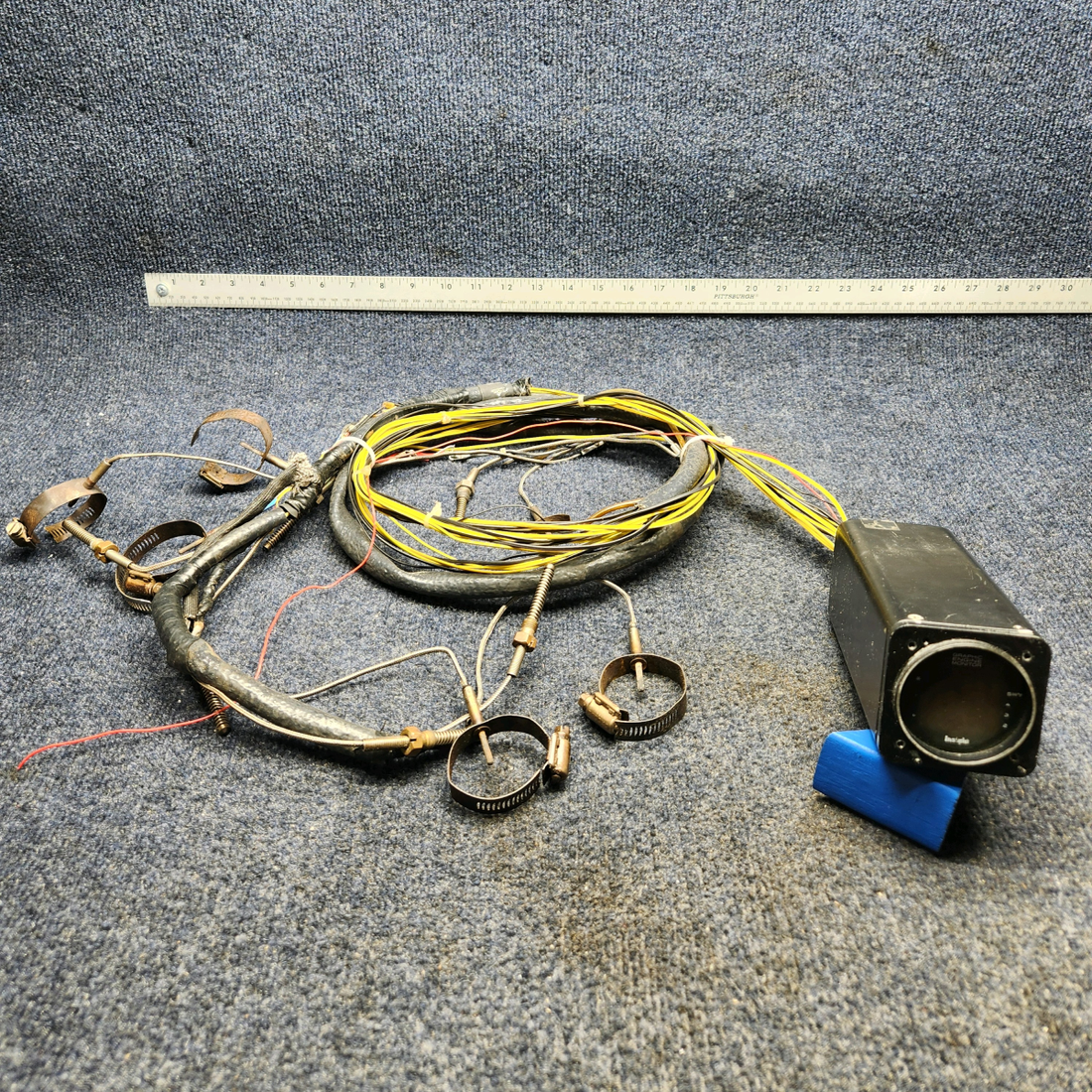 Used aircraft parts for sale, GEM-602 EGT-CHT BEECHCRAFT F35 INSIGHT GEM 602 GRAPHIC ENGINE MONITOR WITH CHT, EGT WITH PROBES.  AS REMOVED, WORKING WHEN REMOVED.