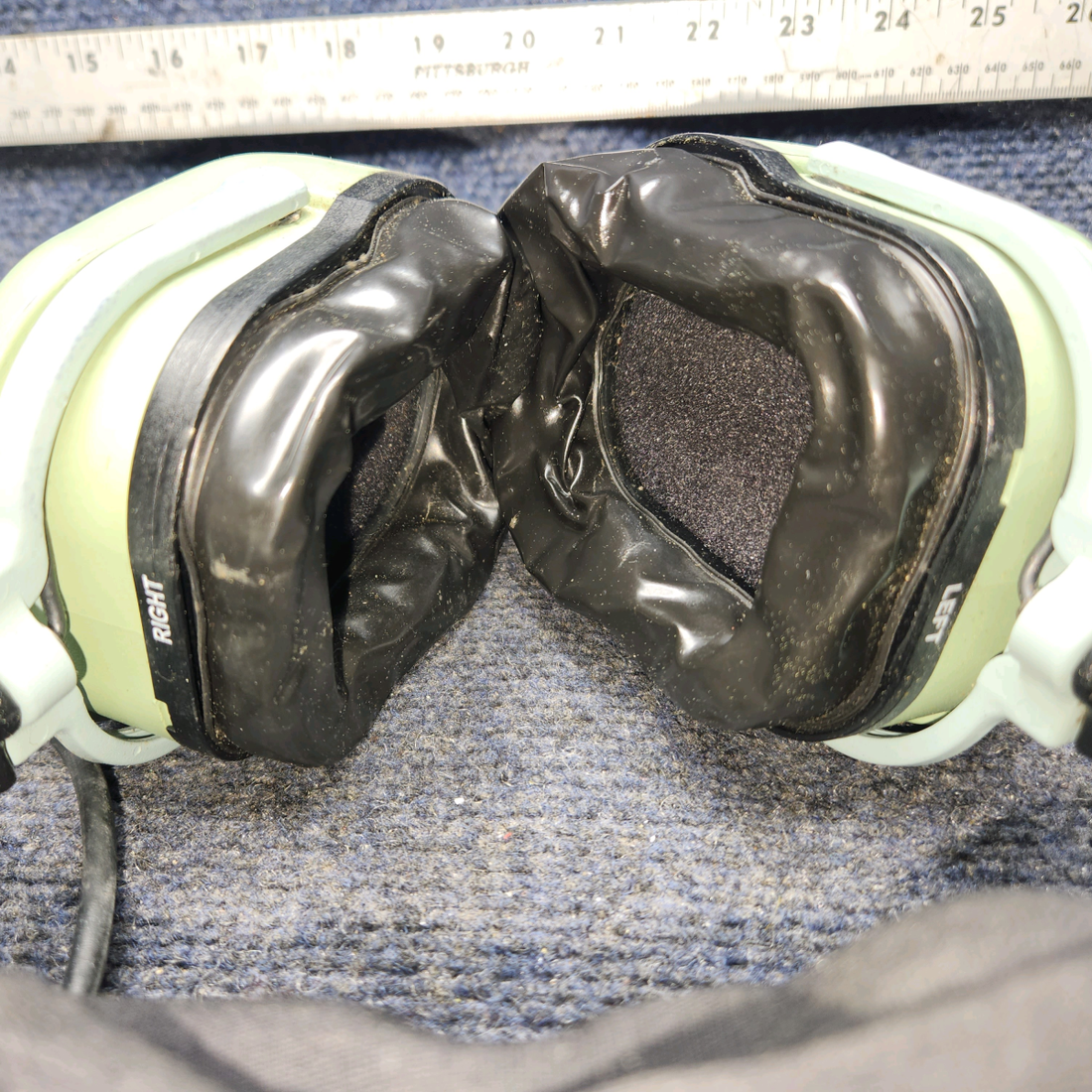 Used aircraft parts for sale, 12507G-46 David Clark H20-10 CESSNA 172K AVIATION HEADSET