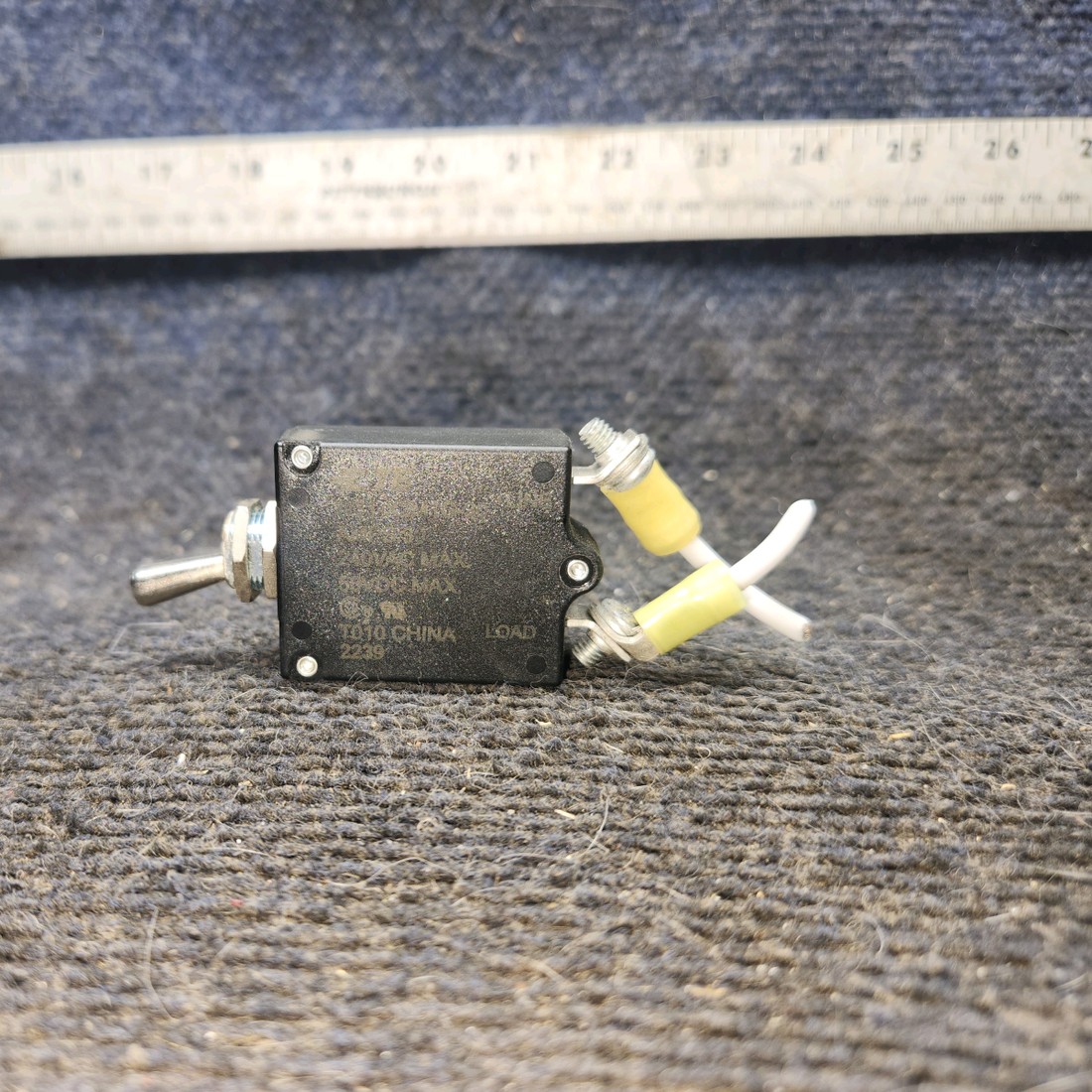Used aircraft parts for sale, W31-X2M1G-30 Tyco cessna 172k Toggle Breaker Switch – 50/240V, 30 Amp