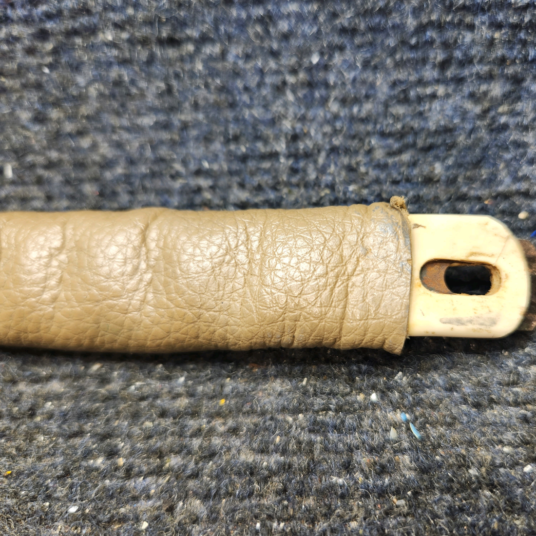 Used aircraft parts for sale, S1362-5 Cessna 172E Interior Handle Assembly - Price per Each.