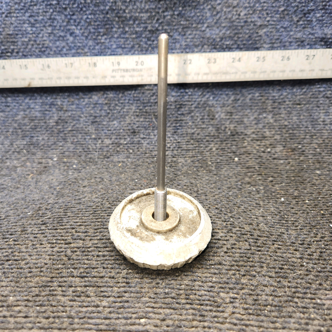 Used aircraft parts for sale, C668507-0101 cessna 172N Gage-Outside Air Temperature