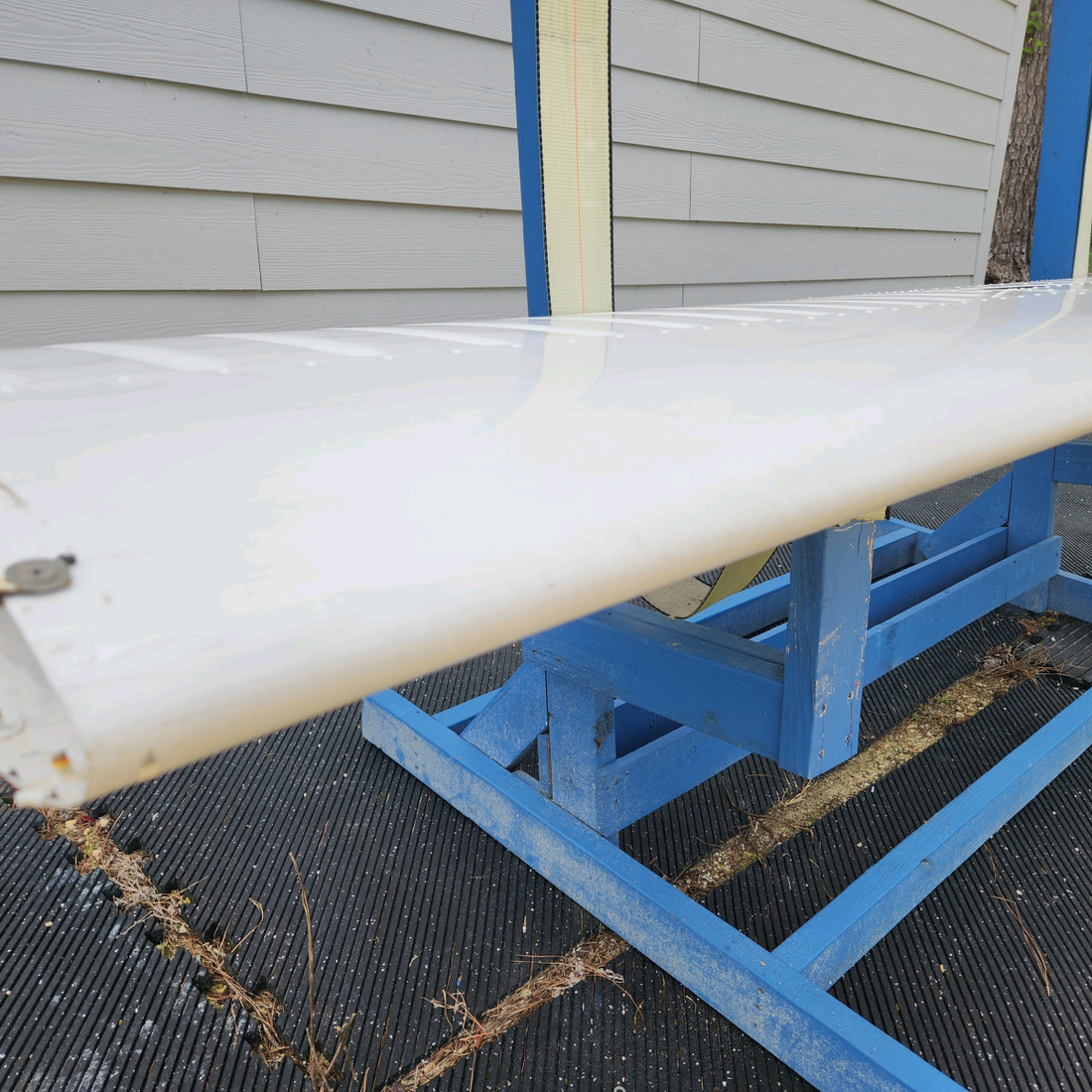 Used aircraft parts for sale, 63460-000 PIPER PA28-140 STABILATOR ASSEMBLY - HAVE A LITLE CRACK - "SEE PHOTOS FOR DETAILS".