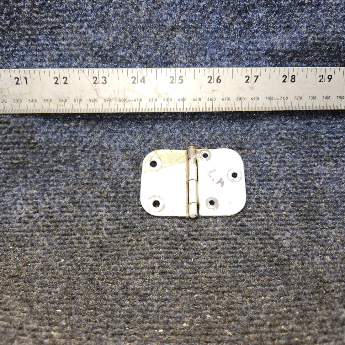 Used aircraft parts for sale, 0511280-3 Cessna 172 Cabin Door Lower Hinge Assembly LH